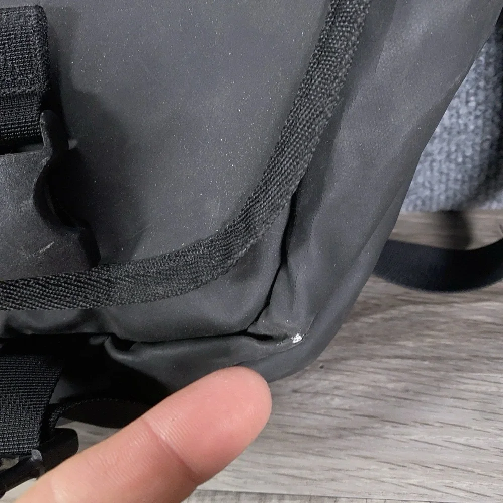 Timbuk2 Black Laptop Travel Duffel‎ Bag Weekender Messenger Crossbody Spacious